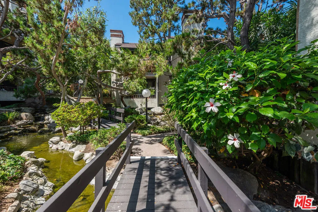 8110 Manitoba Street 109, Playa Del Rey, California 90293 home-pic-36